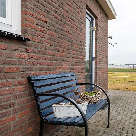 Holiday home Alluring In With Garden
