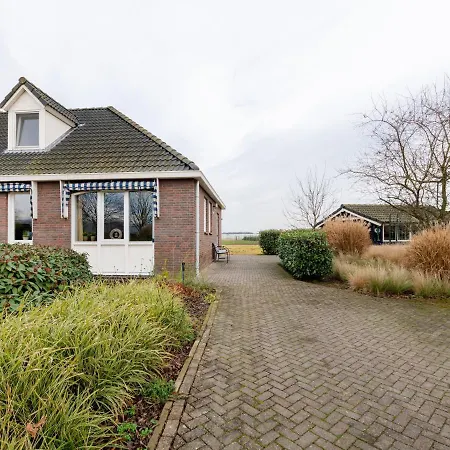 Alluring In With Garden Holiday home